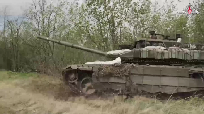 Минобороны: российские танкисты уничтожили опорный пункт и бронетехнику ВСУ на Авдеевском направлении