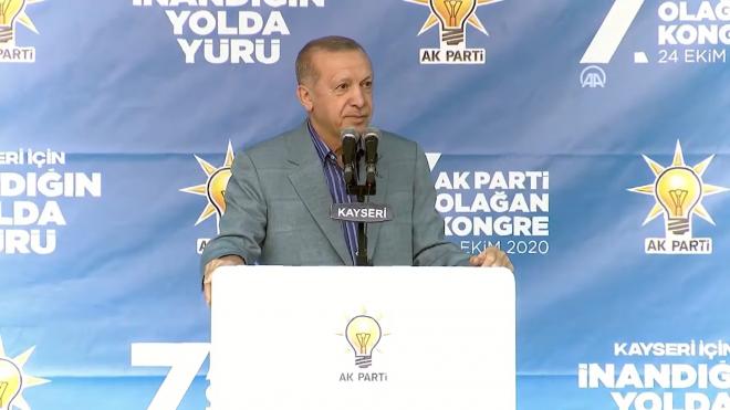 Эрдоган раскритиковал Макрона за высказывания об исламе