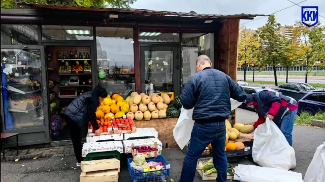 За две недели ККИ Петербурга освободил 17 участков от незаконных торговых объектов