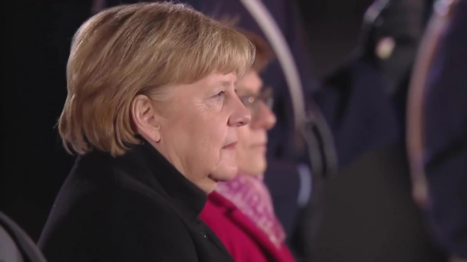 В Германии прошла торжественная церемония проводов Меркель с поста канцлера 