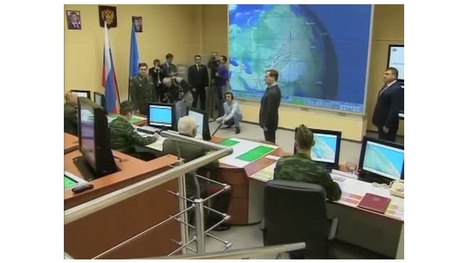 Медведев «твитнул» о запуске РЛС в Калининграде