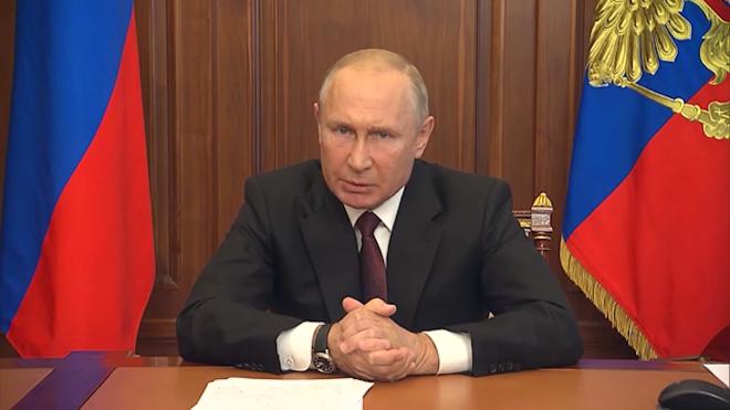 Путин заявил о постепенном возвращении привычной жизни после пандемии