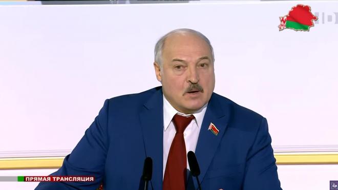 Лукашенко призвал оппонентов не спешить в президентское кресло