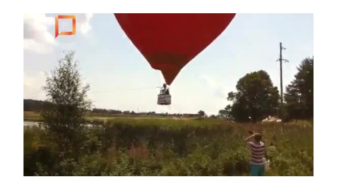 Красный воздушный шар с Чуровым упал в болото у Селигера