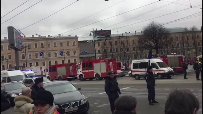 Минздрав: число жертв теракта в метро Петербурга выросло до 14 человек