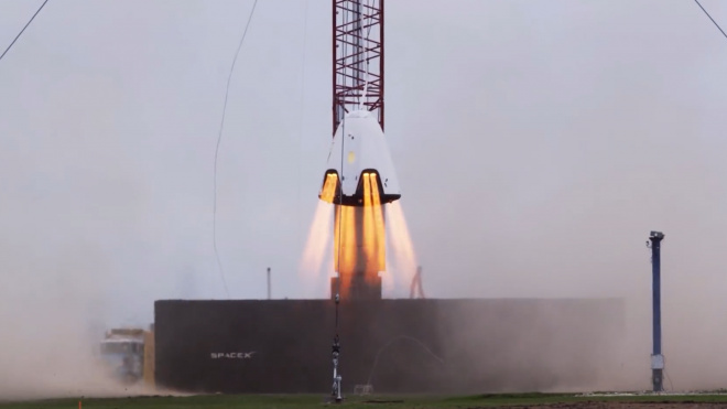 SpaceX заявила об уничтожении Crew Dragon во время испытаний на мысе Канаверал 