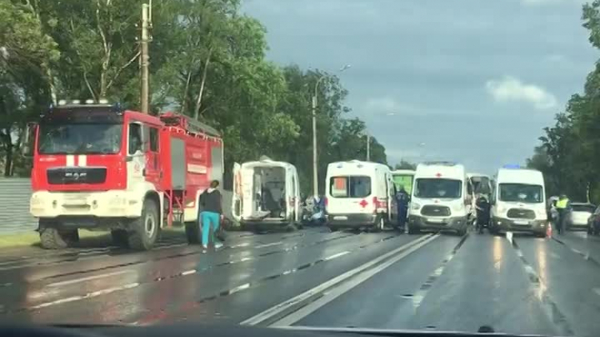 В ДТП на Петергофском шоссе разбились дети