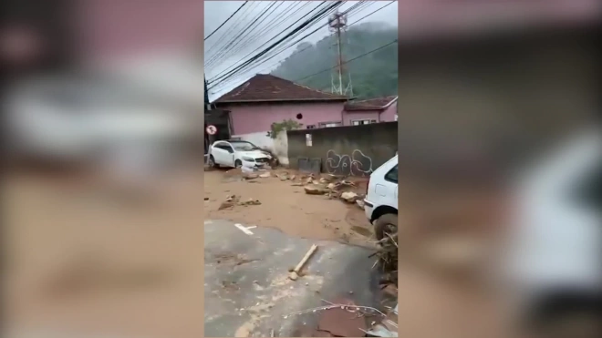 В Бразилии жертвами оползней и паводка стали более 150 человек 