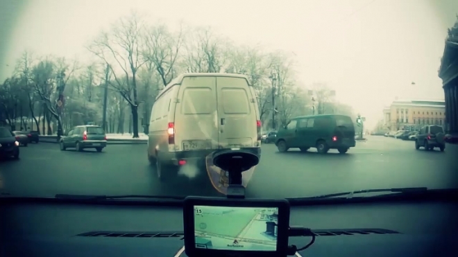 В Ростовской области произошло столкновение автобуса и четырнадцати автомобилей