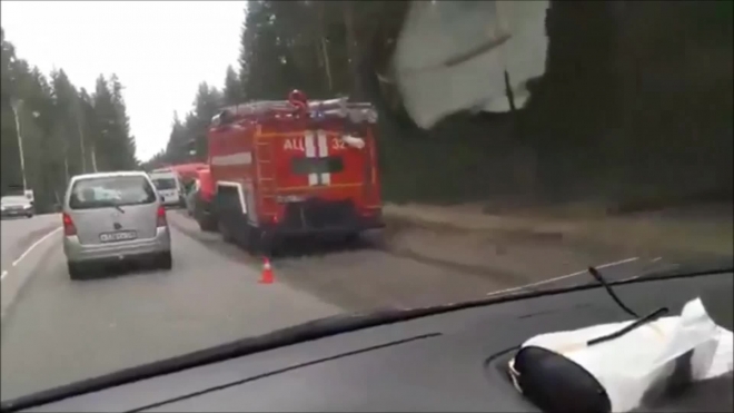 В Зеленогорске водителя легковушки вырезали из машины после ДТП