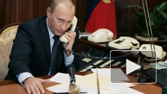 Путин переговорил с Меркель и Олландом по телефону
