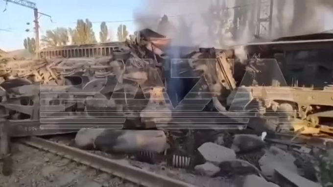 В Белгородской области столкнулись два поезда
