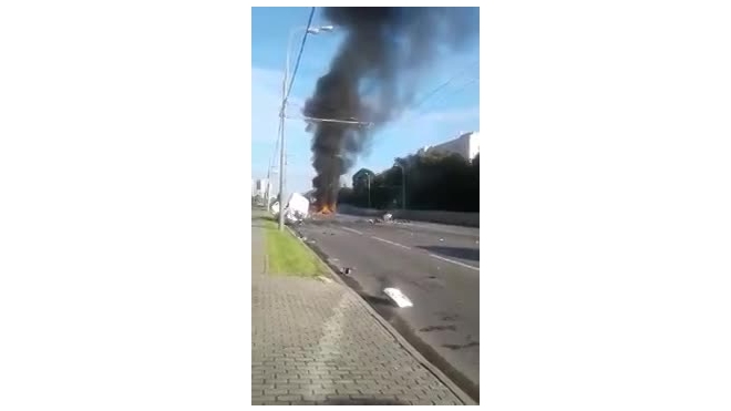 Появилось видео с места жуткой аварии на Волоколамском шоссе в Москве