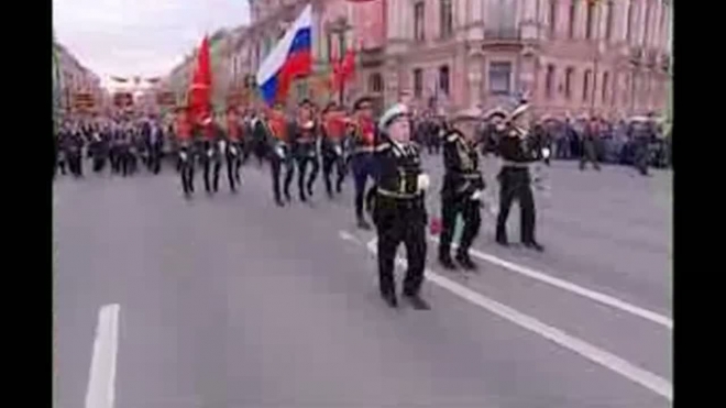 Традиционное шествие ветеранов по Невскому в прямом эфире