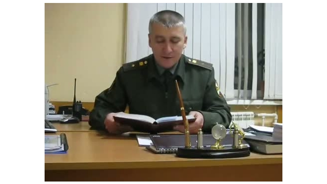 Во Владивостоке судят майора, рассказавшего, что солдат кормили собачьими консервами