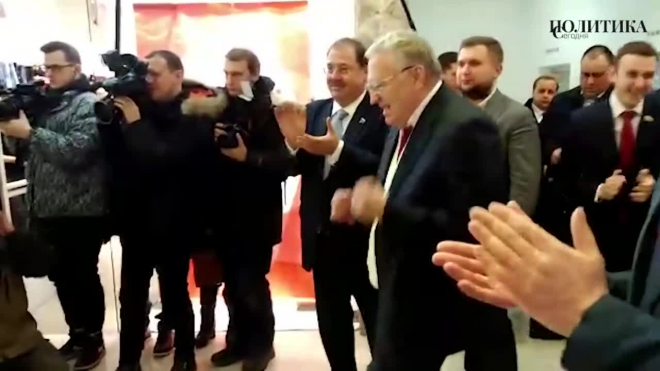 Владимир Жириновский танцует в ТРК