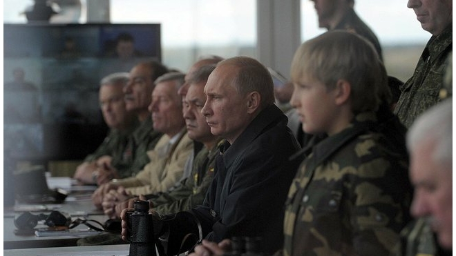 Сенаторы Совета Федерации одобрили просьбу Путина ввести войска на территорию Украины