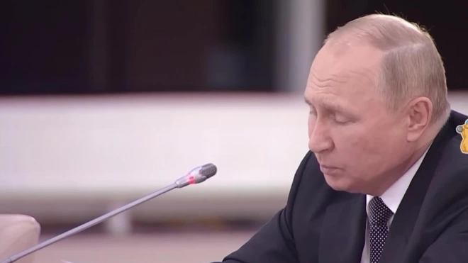 Путин предложил рассмотреть вопрос о льготах в туротрасли