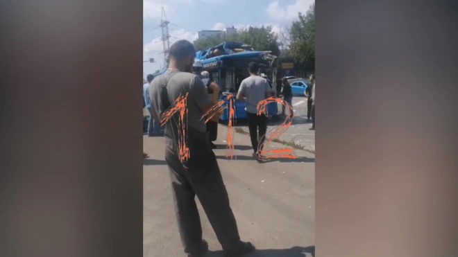 В Москве взорвался баллон на крыше автобуса