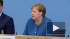 Меркель смягчила в Германии антикоронавирусные меры