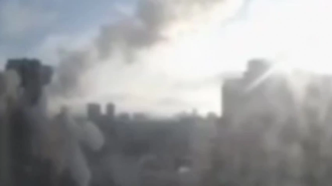 Минобороны: в жилой дом в Киеве попала зенитная ракета ВСУ