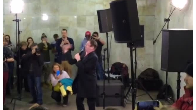 Появилось видео концерта Григория Лепса в московском метро