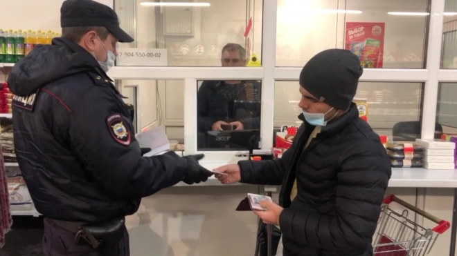 По итогам рейда на Калининской овощебазе полицейские выявили 66 мигрантов-нарушителей