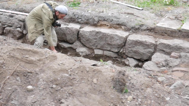 В парке "Монрепо" археологи нашли баню времен Людвига Николаи