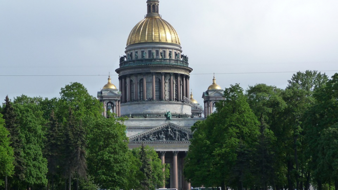 Петиция против передачи Исаакиевского собора РПЦ собрала более 120 тысяч подписей