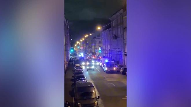 После драки на Казанской улице в Петербурге ищут автомобиль жителя Ленобласти