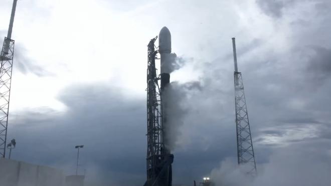 SpaceX перенесла на неопределенный срок запуск новой группировки Starlink