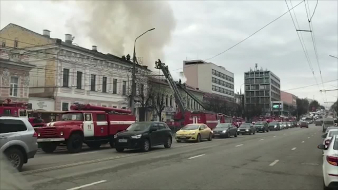 Появилось видео мощного пожара в центре Тулы