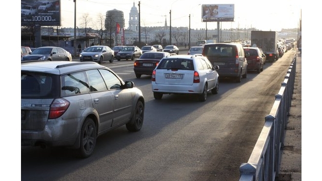 Жителям Васильевского острова гарантировали отсутствие транспортных проблем