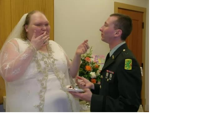 Женился на страшной