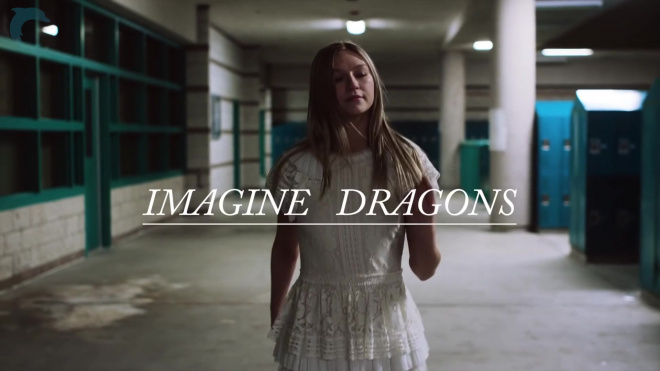 В клипе Imagine Dragons на песню "Bad Liar" девушка танцует у бездыханного тела