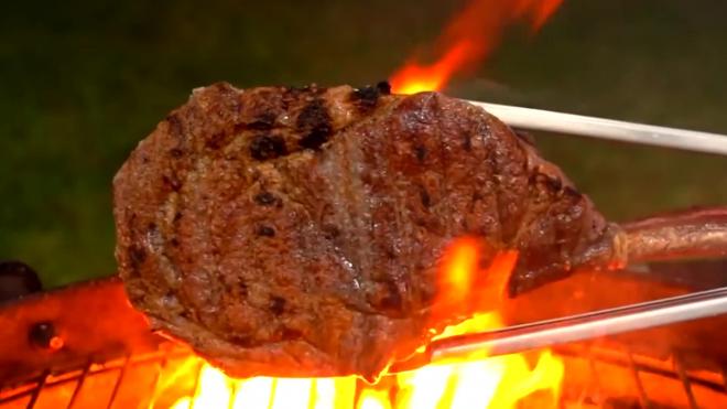 Ученые рассказали, как нельзя готовить мясо