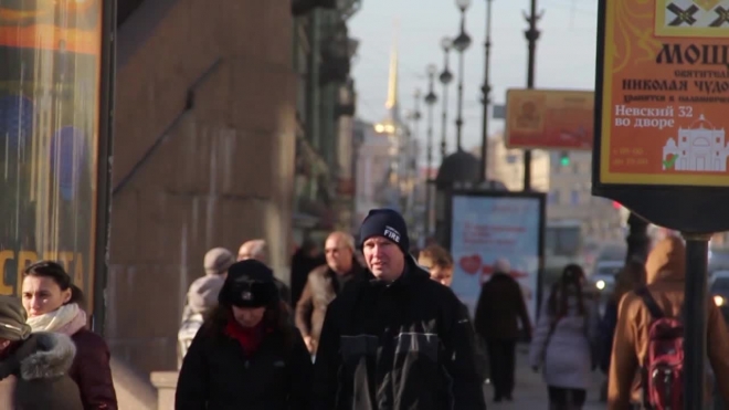 Петербург ждет оттепель: гололед на дорогах и слякоть на тротуарах