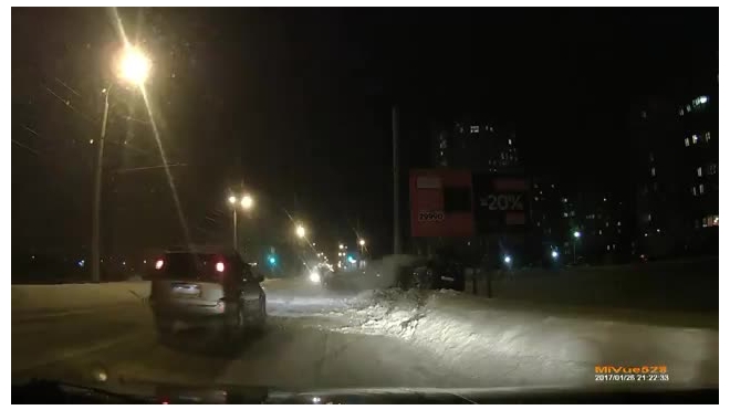 Видео аварии из Омска: обгонял, обгонял и догнал столб