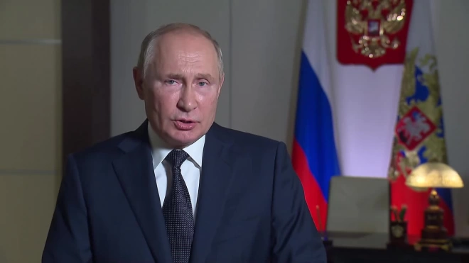 Путин поздравил таможенников с профессиональным праздником и 30-летием ФТС