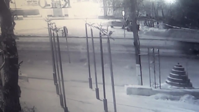 Видео: в Иркутской области пьяный водитель сбил двухлетнего ребенка