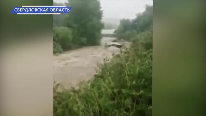 В Нижних Сергах восстановили электроснабжение после паводка 