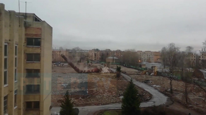 Видео: на предприятии "Буревестник" рухнула одна из последних конструкций