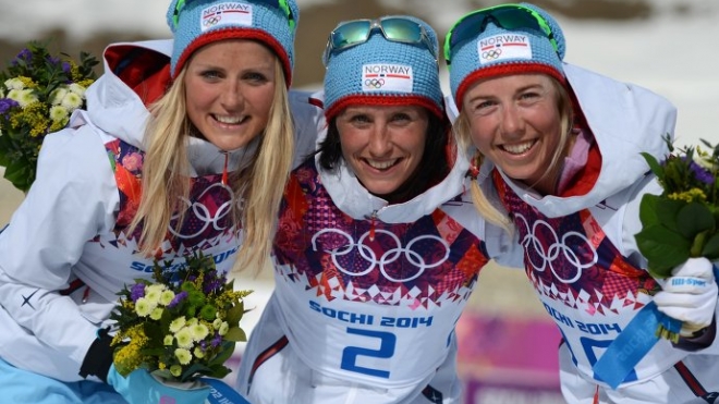 Лыжные гонки. Женский масс-старт на 30 км: лыжницы из Норвегии оккупировали пьедестал почета