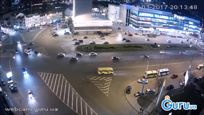 ДТП на площади Победы в Киеве.