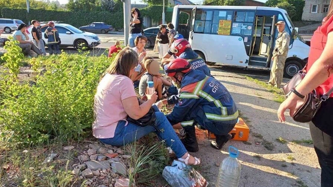 В Саратове столкнулись грузовик и "Газель"