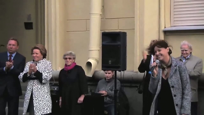 Мемориальную доску в честь Кирилла Лаврова открыли на Мичуринской улице