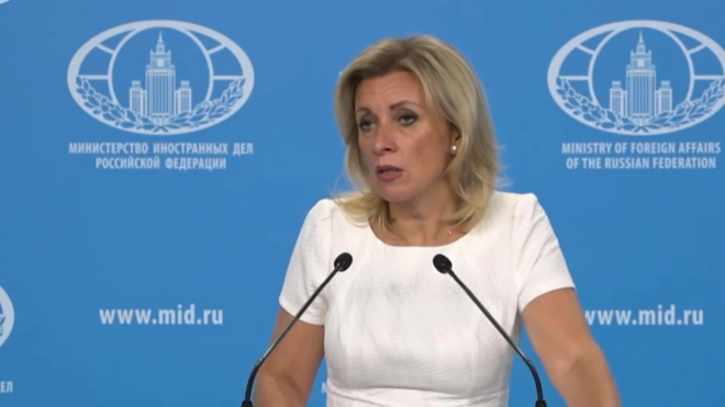Захарова назвала самооправданием слова Макрона о неучастии Парижа в украинском конфликте