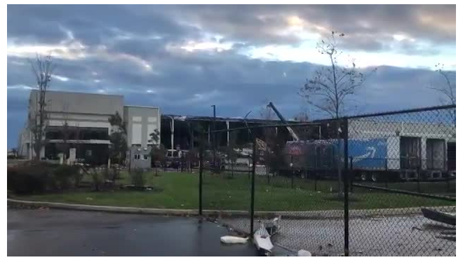 В Балтиморе в здании сортировочного центра Amazon отвалилась стена, есть погибшие