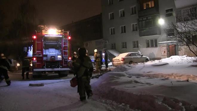 Следственный комитет подтвердил гибель восьми человек при пожаре в доме в Екатеринбурге