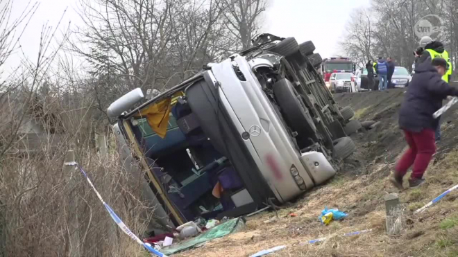 Опубликовано видео из Польши, где в ДТП с автобусом пострадали петербужцы